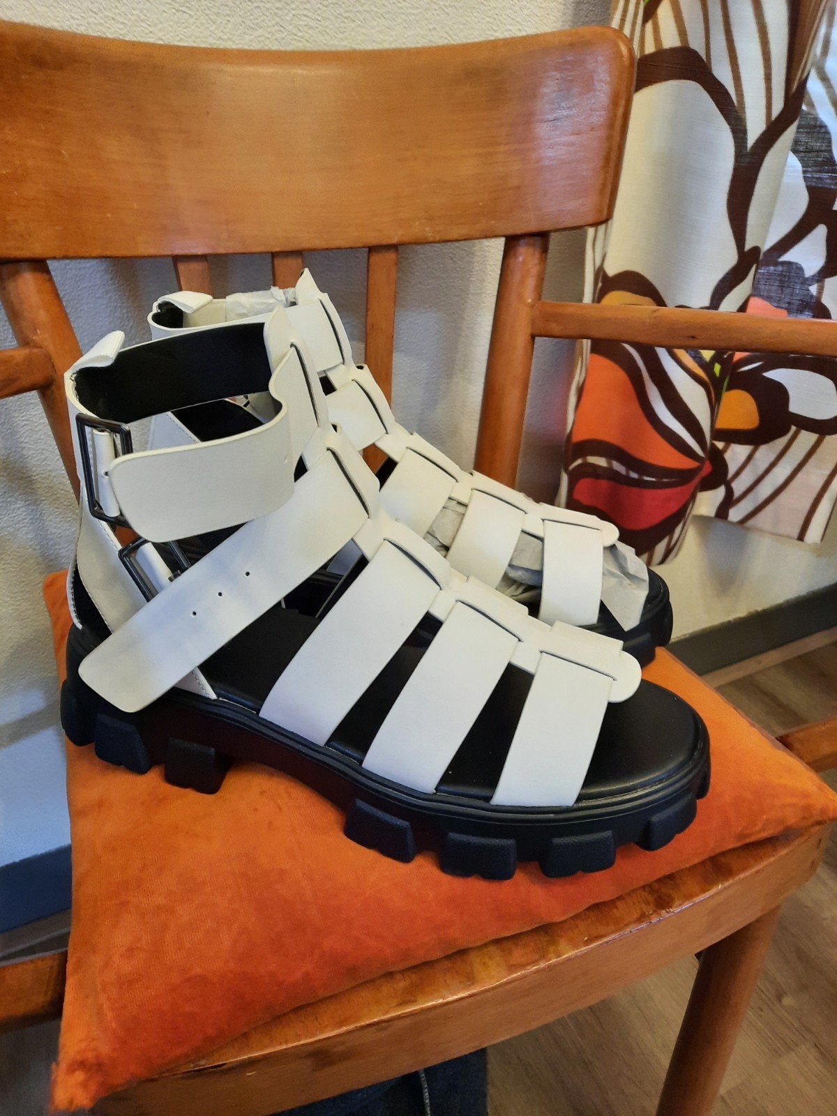 Witte sandalen van Your Turn, maat 44, nieuw!!, Ophalen of Verzenden, Nieuw, Wit, Sandalen of Muiltjes