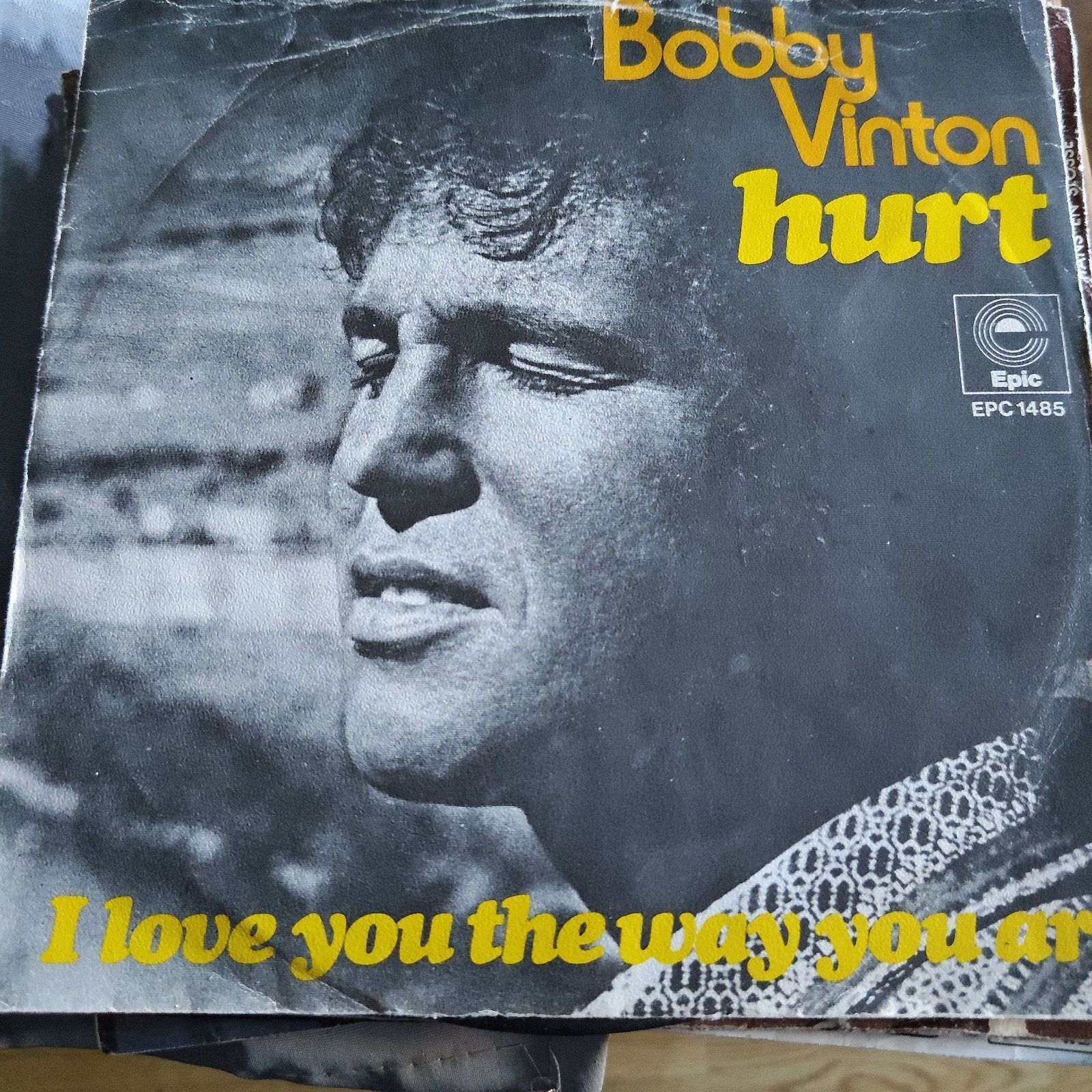 Bobby Vinton - Hurt / I Love You The Way You Are (7 inch), Gebruikt, 7 inch, Ophalen of Verzenden, Pop