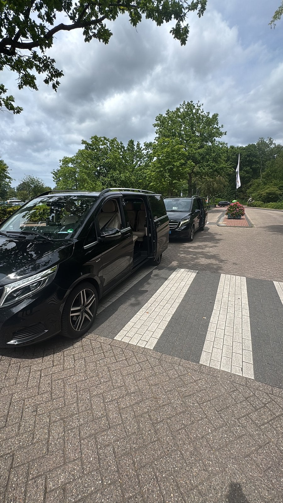Groepsvervoer, taxibus, personenvoer, taxi, Chauffeursdiensten