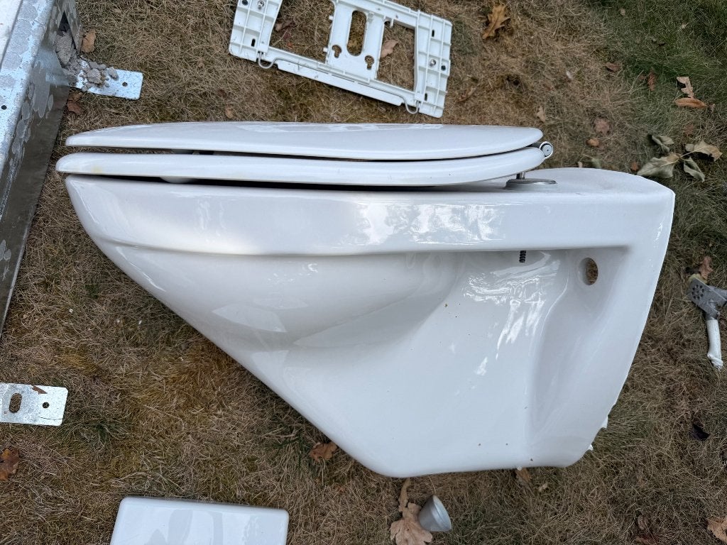 Hangende toiletpot Vileroy&Boch, Ophalen, Gebruikt, Steen, Toilet