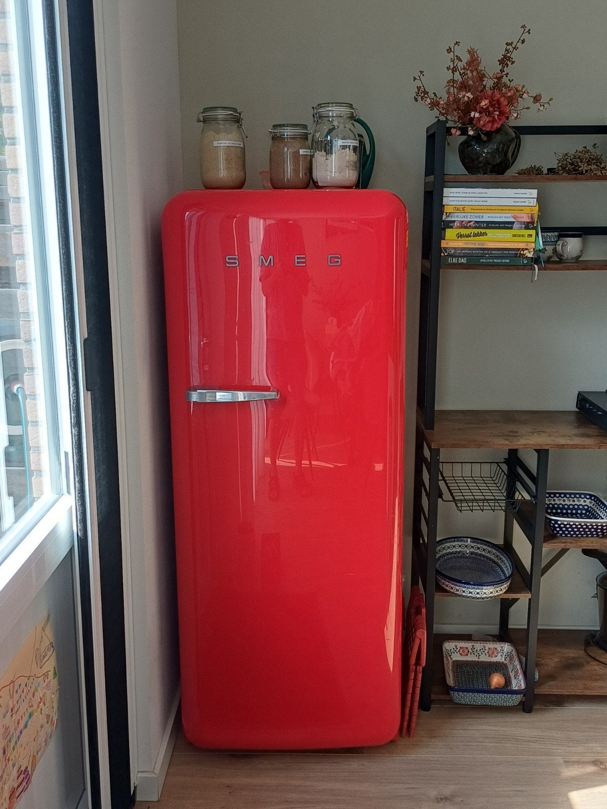 Smeg Koelkast Rood - Retro Design met Vriesvak, Ophalen, 150 tot 200 liter, Zo goed als nieuw, 140 tot 160 cm