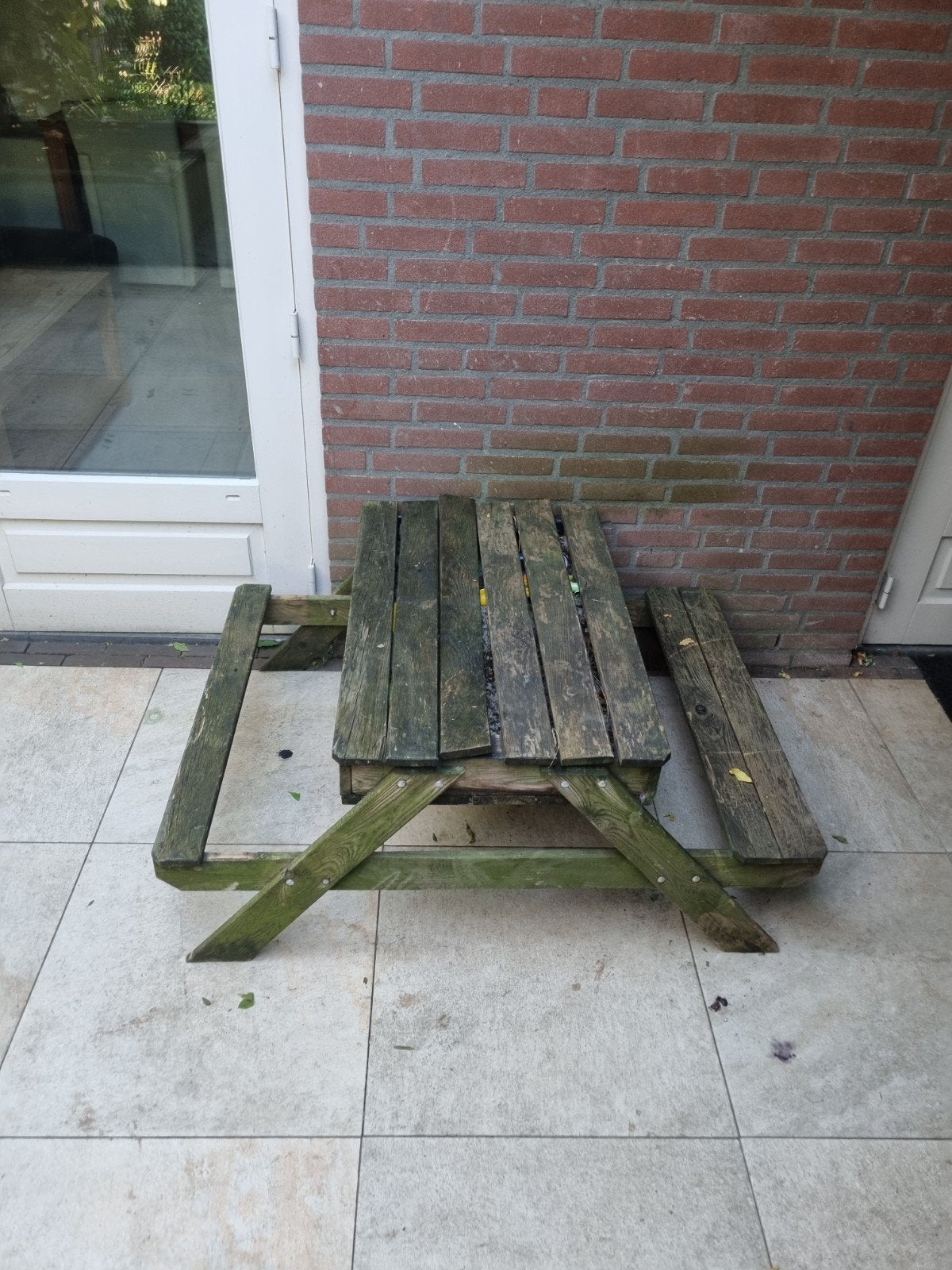 Kinder zitbankje en zandbak in één, Ophalen, Gebruikt
