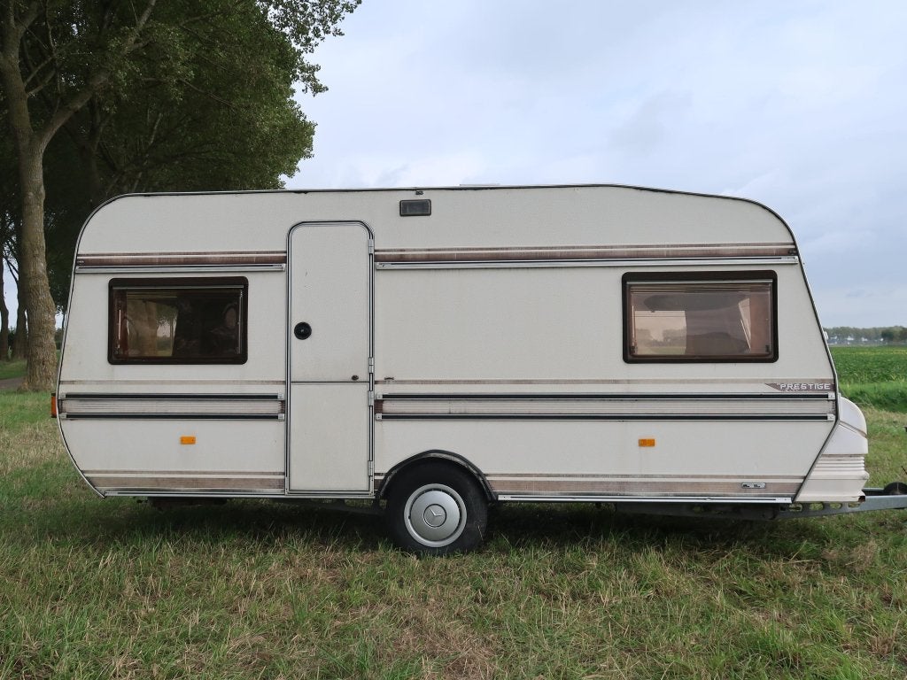 KOOPJE: Hobby Prestige 495, Standaardzit, Hobby, Bedrijf, 750 - 1000 kg