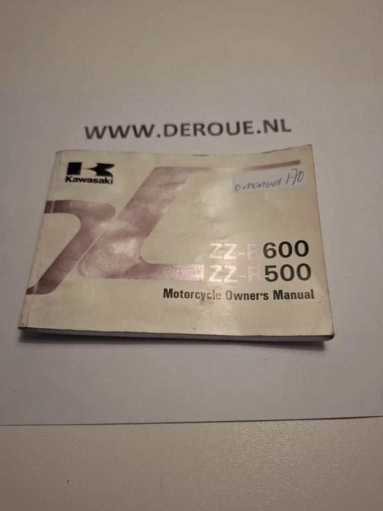 170 0WNERS MANUAL KAWASAKI ZZ-R600-E2/ ZZ-R500-D2 1983 USED, Motoren, Ophalen of Verzenden, Kawasaki