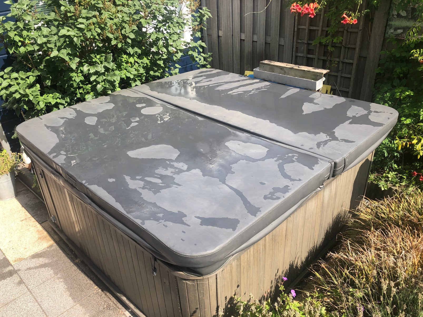 Jacuzzi deksel, Ophalen, Gebruikt