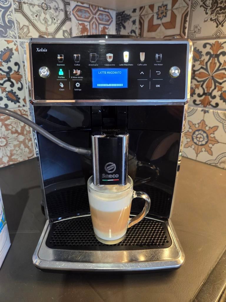 Saeco Xelsis SM7580 volautomatische koffiemachine, Witgoed en Apparatuur, Koffiezetapparaten, Ophalen, Koffiemachine, Zo goed als nieuw