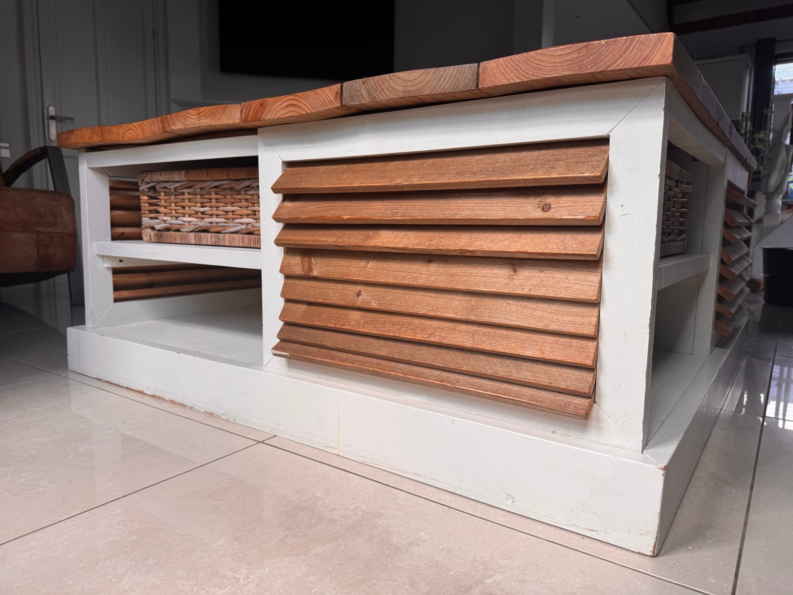 Robuuste salontafel met opbergruimte. 120x120, Ophalen, Gebruikt, Vierkant, 5 – 50