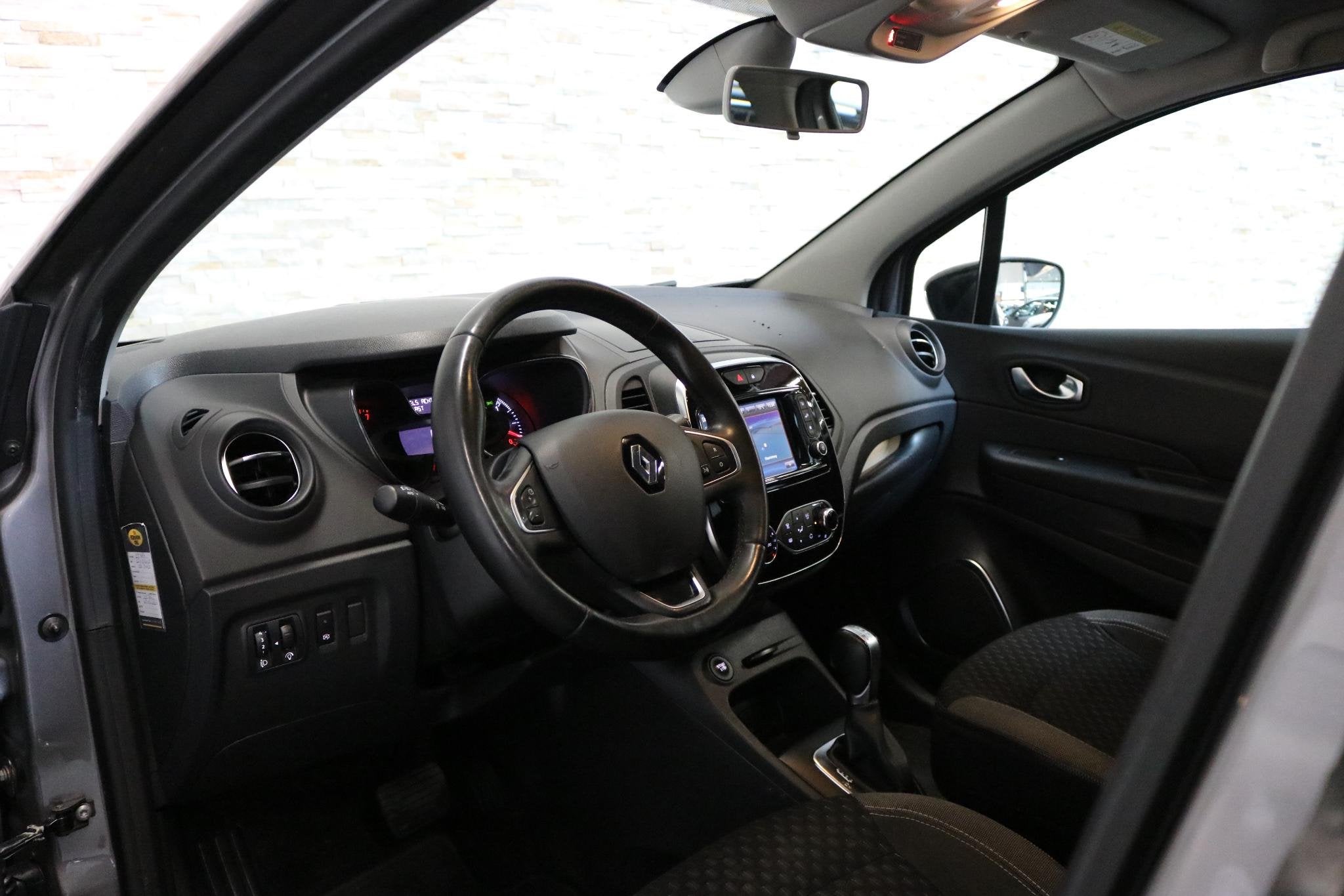Foto 3 van Renault Captur 1.2 TCe Intens | CAMERA | CARPLAY | TREKHAAK