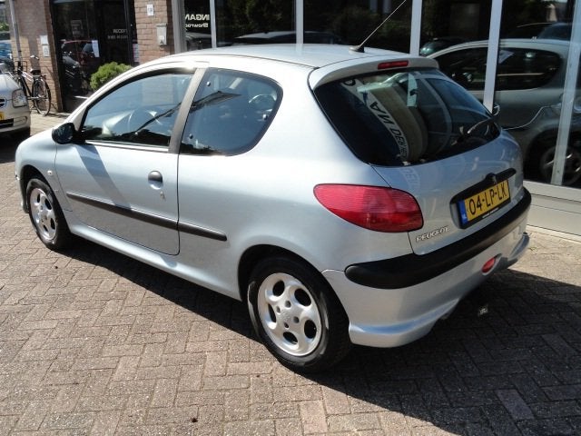 Peugeot 206 1.4 XS Premium airco, Auto's, Voorwielaandrijving, 4 cilinders, Bedrijf, 75 pk