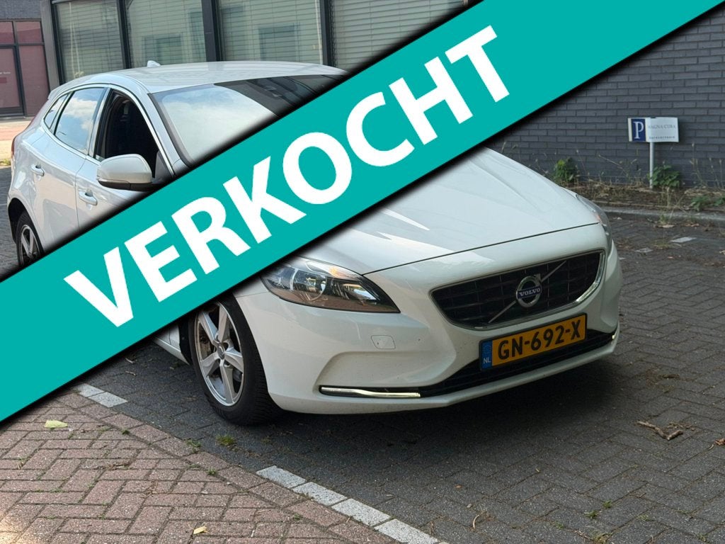 Volvo V40 2.0 D2 Summum Business leer Nieuwe APK, Auto's, Volvo, Voorwielaandrijving, Gebruikt, 4 cilinders, 1969 cc