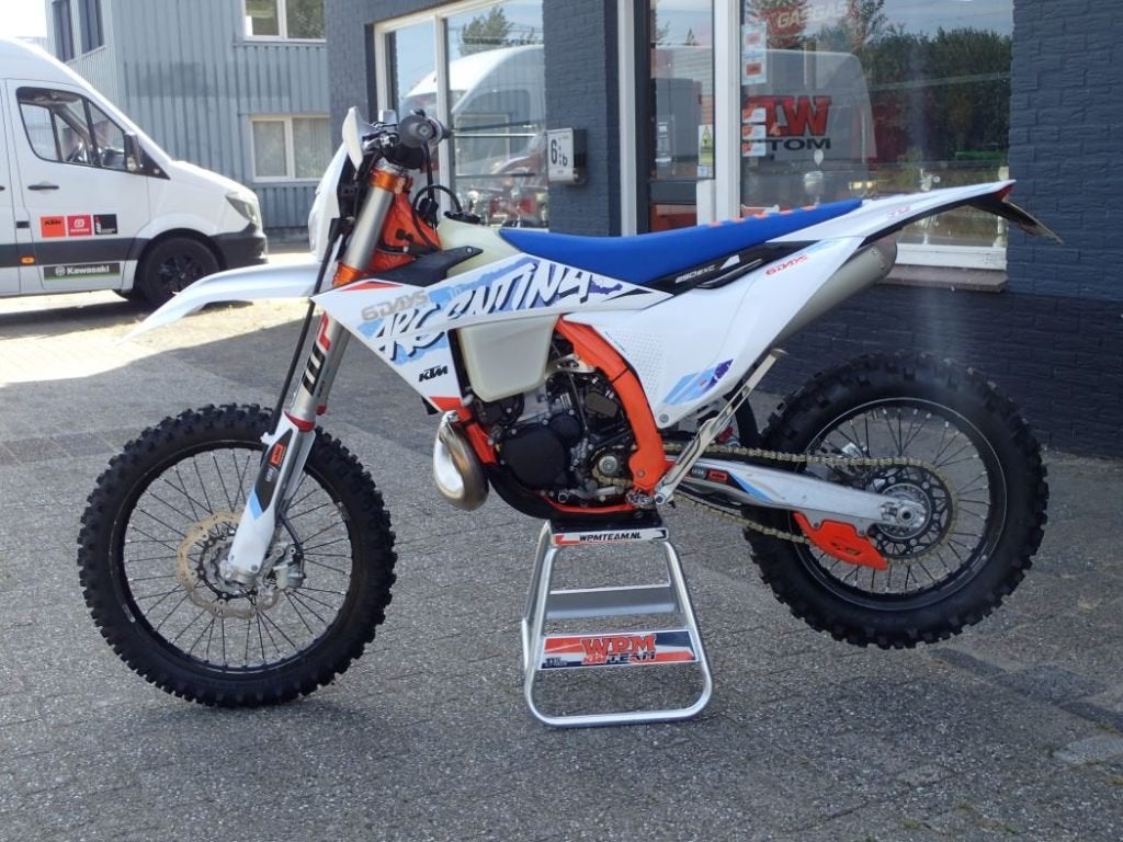 KTM 250 EXC 2024 6 day’s – 4903 km ( nw model !!! ), Motoren, 250 cc, Info@wpmmotors.nl, Minimaal motorrijbewijs A2, Handgeschakeld