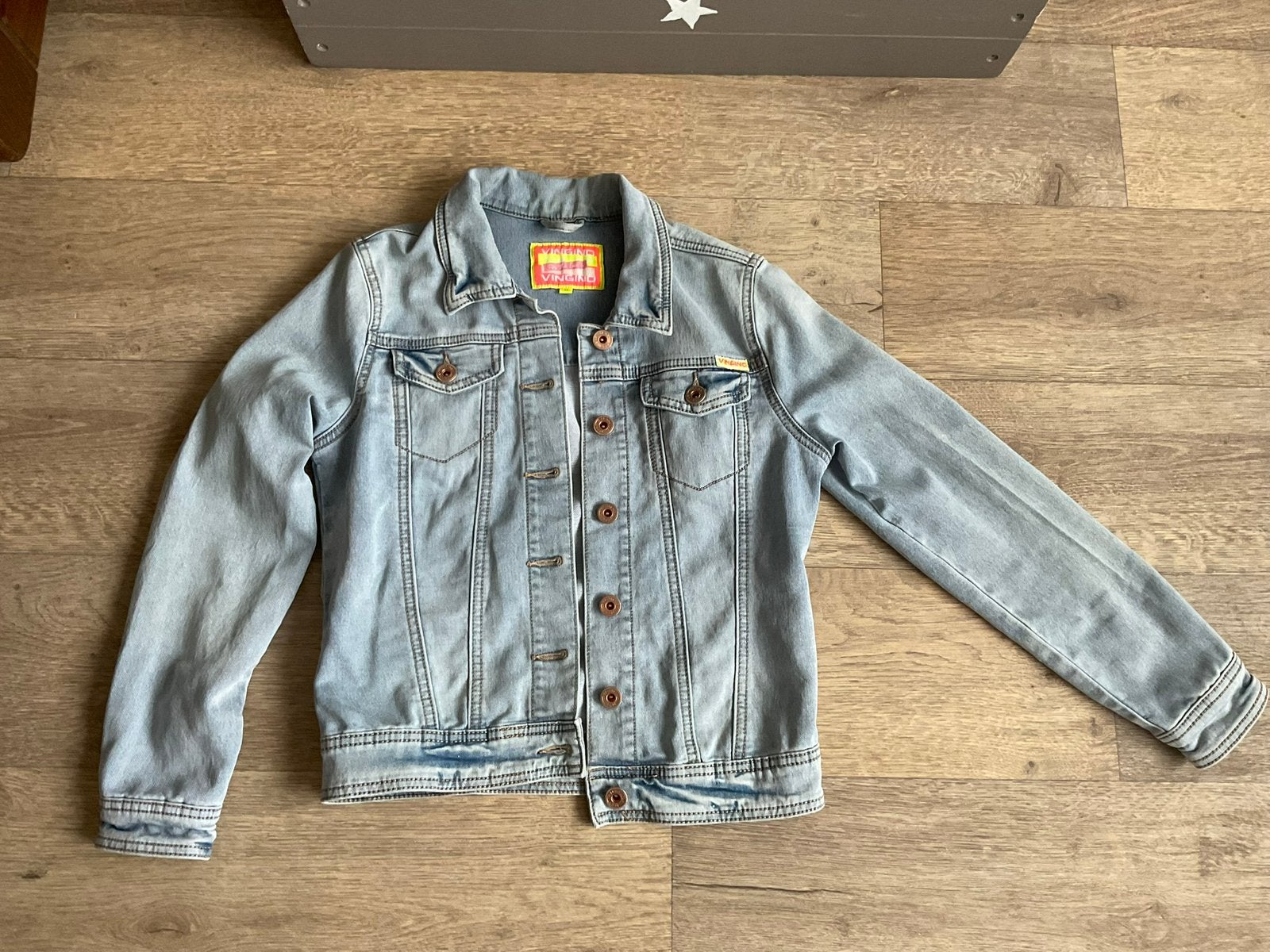 Vingino spijkerjack maat 146/152 €5, Ophalen of Verzenden, Zo goed als nieuw, Meisje, Jas