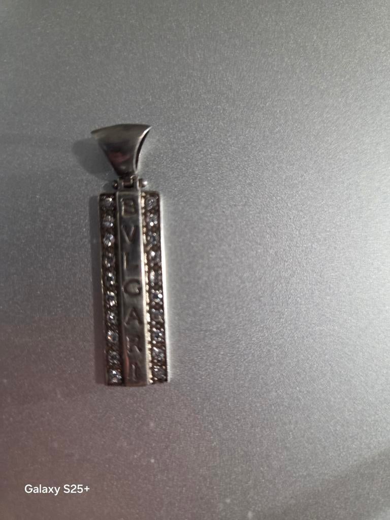 Mooie Bvlgari hanger met steentjes. Echt zilver, Overige materialen, Gebruikt, Overige voorstellingen, Ophalen of Verzenden