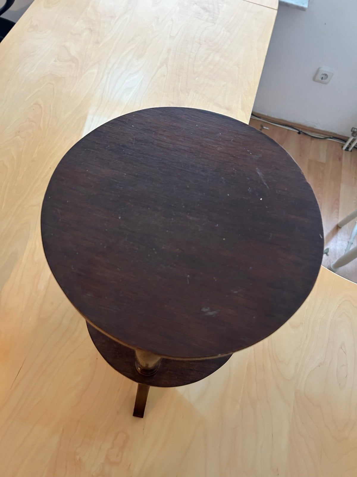 Vintage houten plantentafel - Rond bijzettafeltje, Huis en Inrichting, Minder dan 55 cm, Gebruikt, Rond, Hout