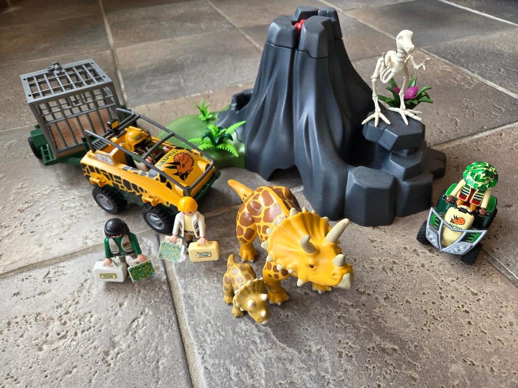 Playmobil vulkaan met dino, Kinderen en Baby's, Speelgoed | Playmobil, Ophalen, Gebruikt, Complete set