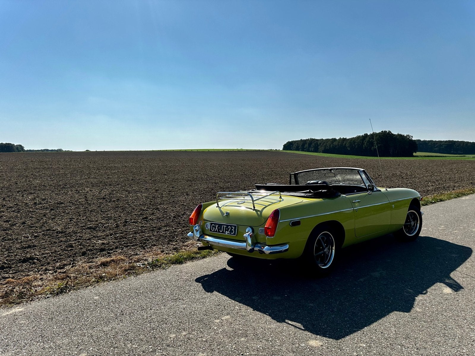 MG B 1.8 Cabriolet 1975, foto 4