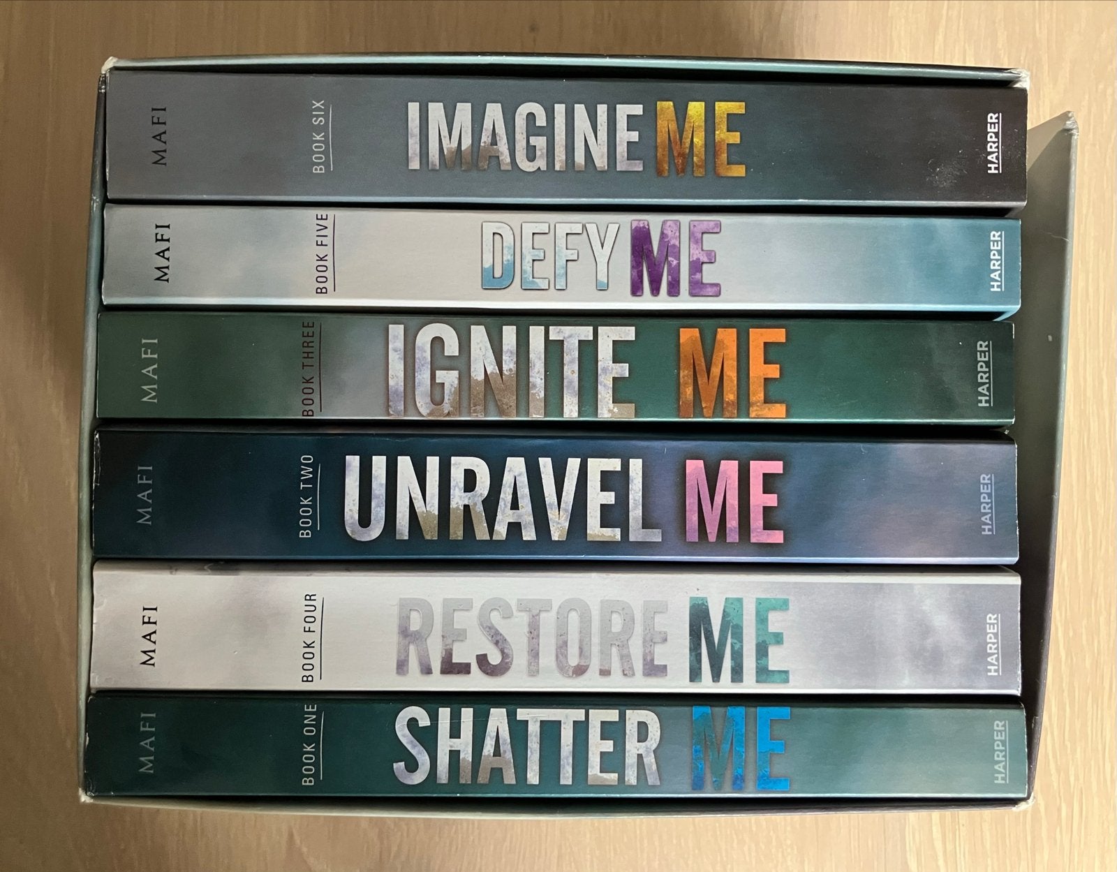 Shatter Me Serie Box Set - Tahereh Mafi (6 boeken), Ophalen of Verzenden, Zo goed als nieuw, Amerika