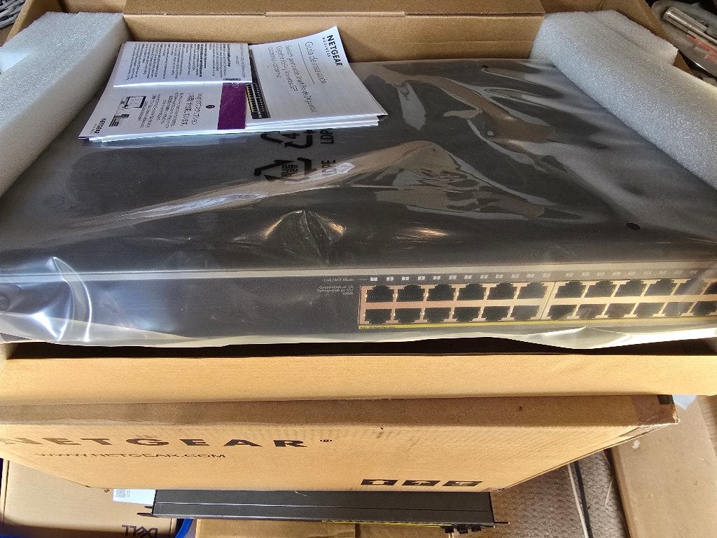 Netgear GS728TPP poe netwerkswitch, Ophalen, Nieuw