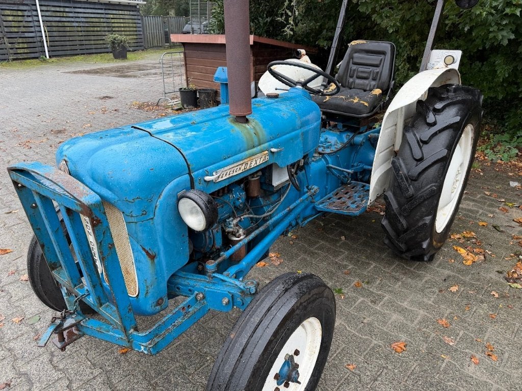 fordson dexta  tractor uit 1963 ford dexta met kenteken, Ophalen, Tot 2500, Oldtimer, Ford