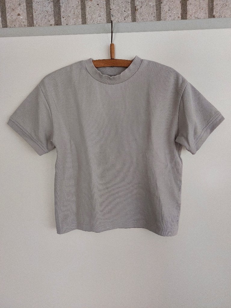 NEXT grijs korte mouw truitje, mt 110, Kinderen en Baby's, Kinderkleding | Maat 110, Ophalen of Verzenden, Zo goed als nieuw, Jongen
