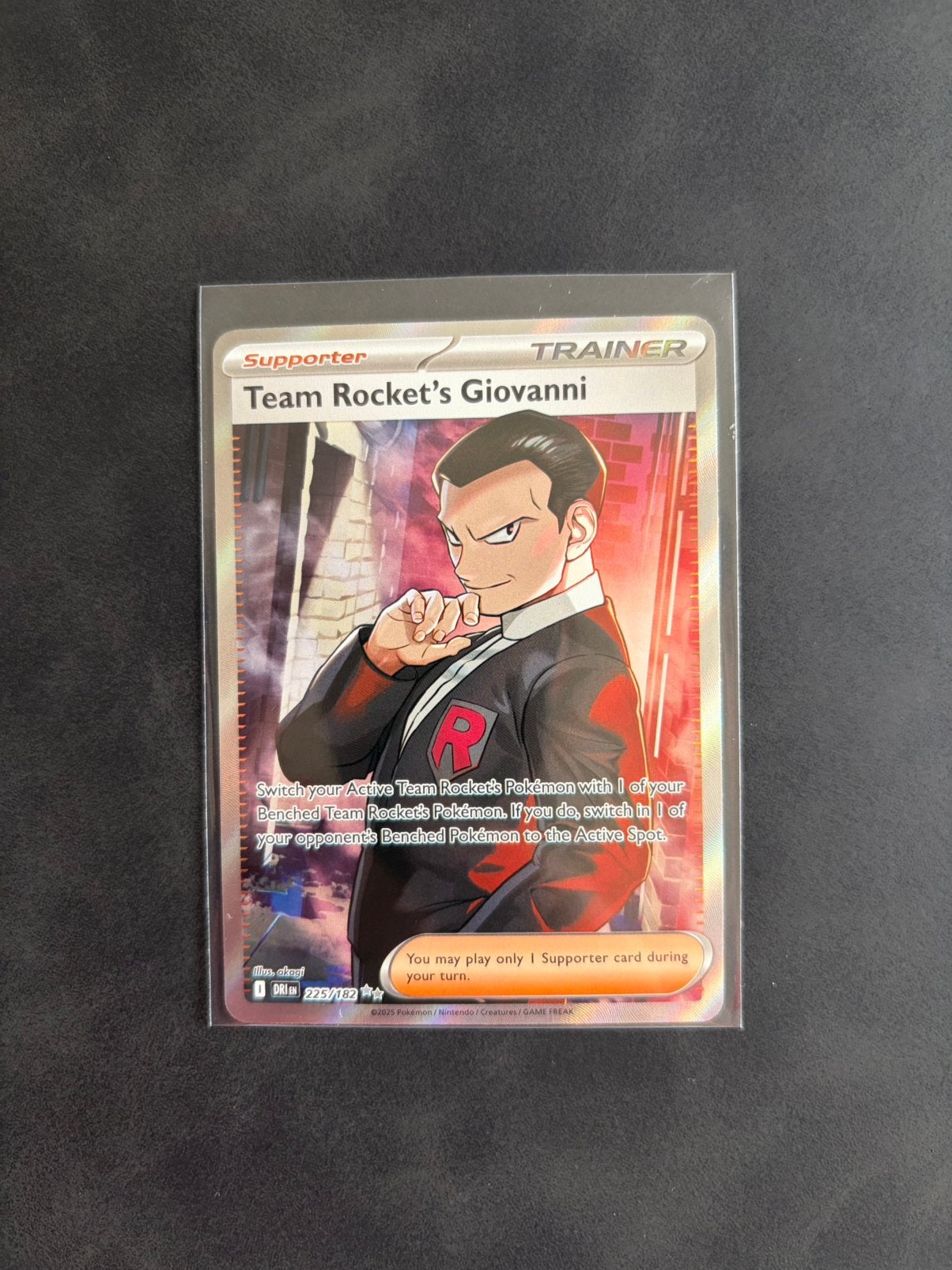 Team Rocket's Giovanni - 225/182 - SV10: Destined Rivals, Ophalen of Verzenden, Nieuw