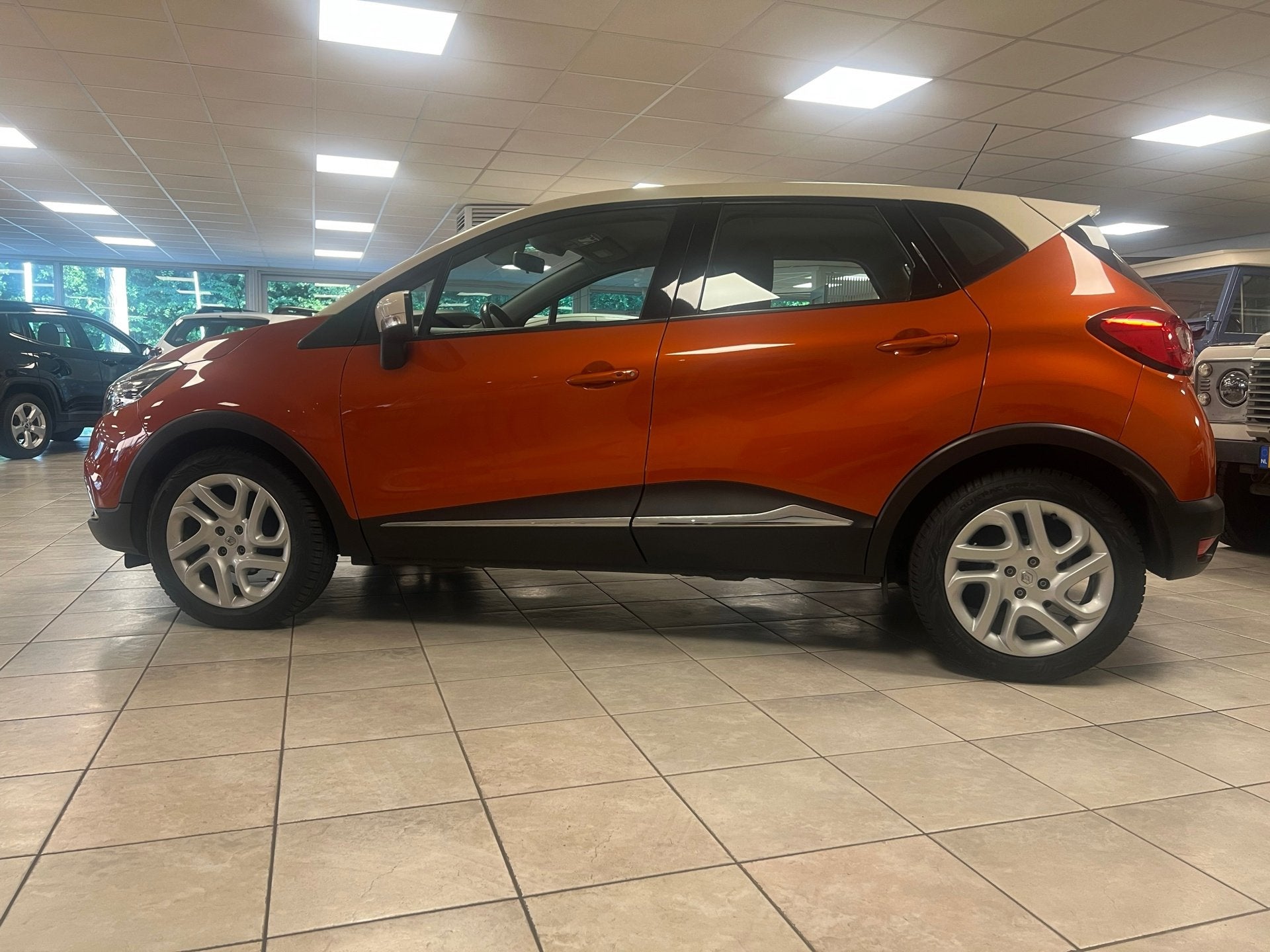 Renault Captur 0.9 TCe Dynamique goed onderhouden, Climate c, Stof, Gebruikt, Zwart, Overige kleuren