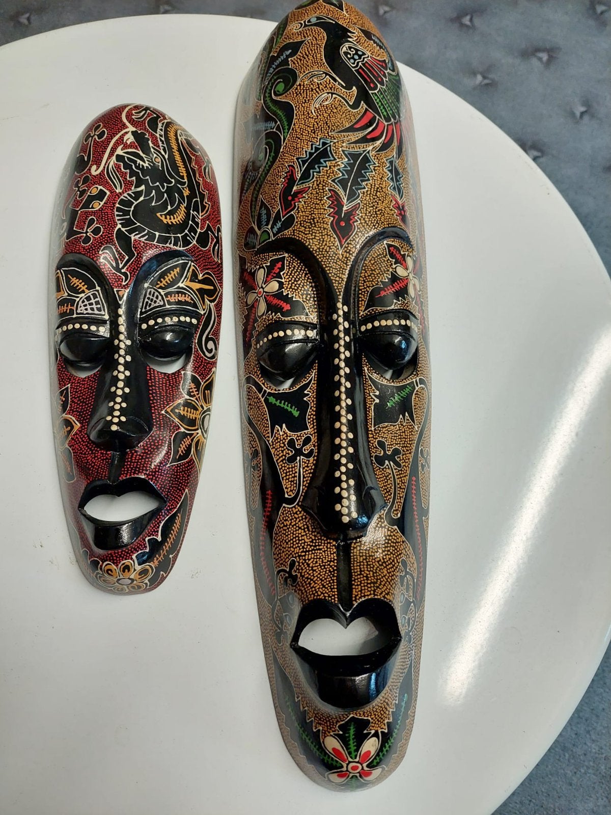 Maskers borneo 2 stuks, Antiek en Kunst, Ophalen of Verzenden, Hout, Masker, 20 - 50 cm