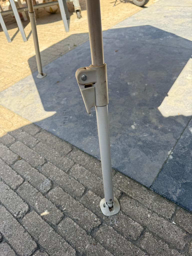 Decathlon Tepee campingtafel 6 hoek - Gebruikt, goede staat., Ophalen of Verzenden, Gebruikt, Campingtafel