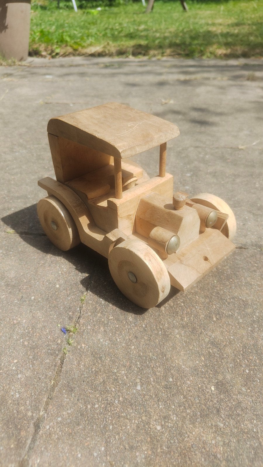 Houten speelgoedauto - Gemaakt in Finland, Kinderen en Baby's, Ophalen, Gebruikt, Rij- of Hobbelspeelgoed