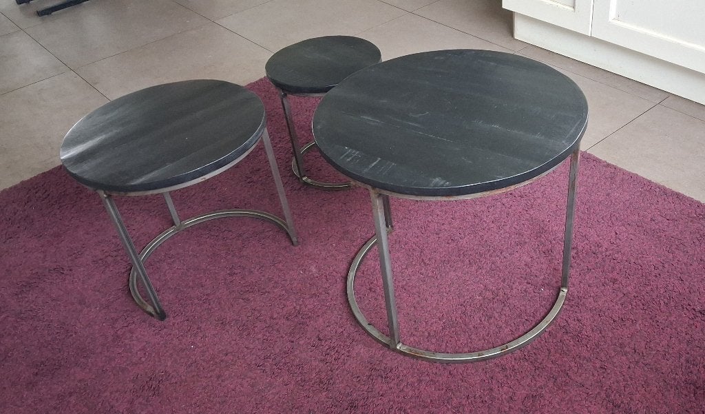 3 bijzettafeltjes, Minder dan 55 cm, Rond, Zo goed als nieuw, Hout