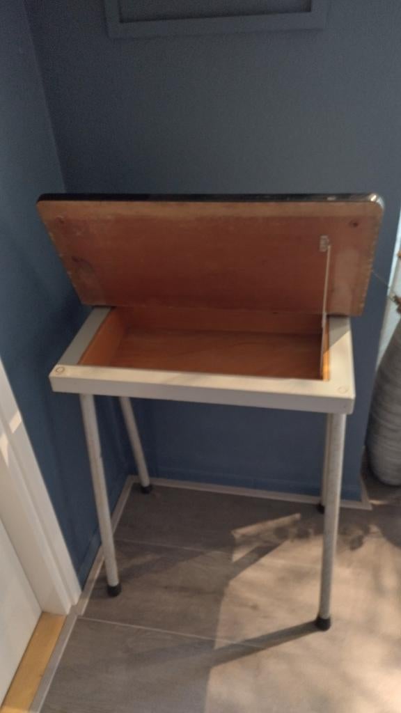 Vintage schoolbankje met opbergruimte, Ophalen of Verzenden