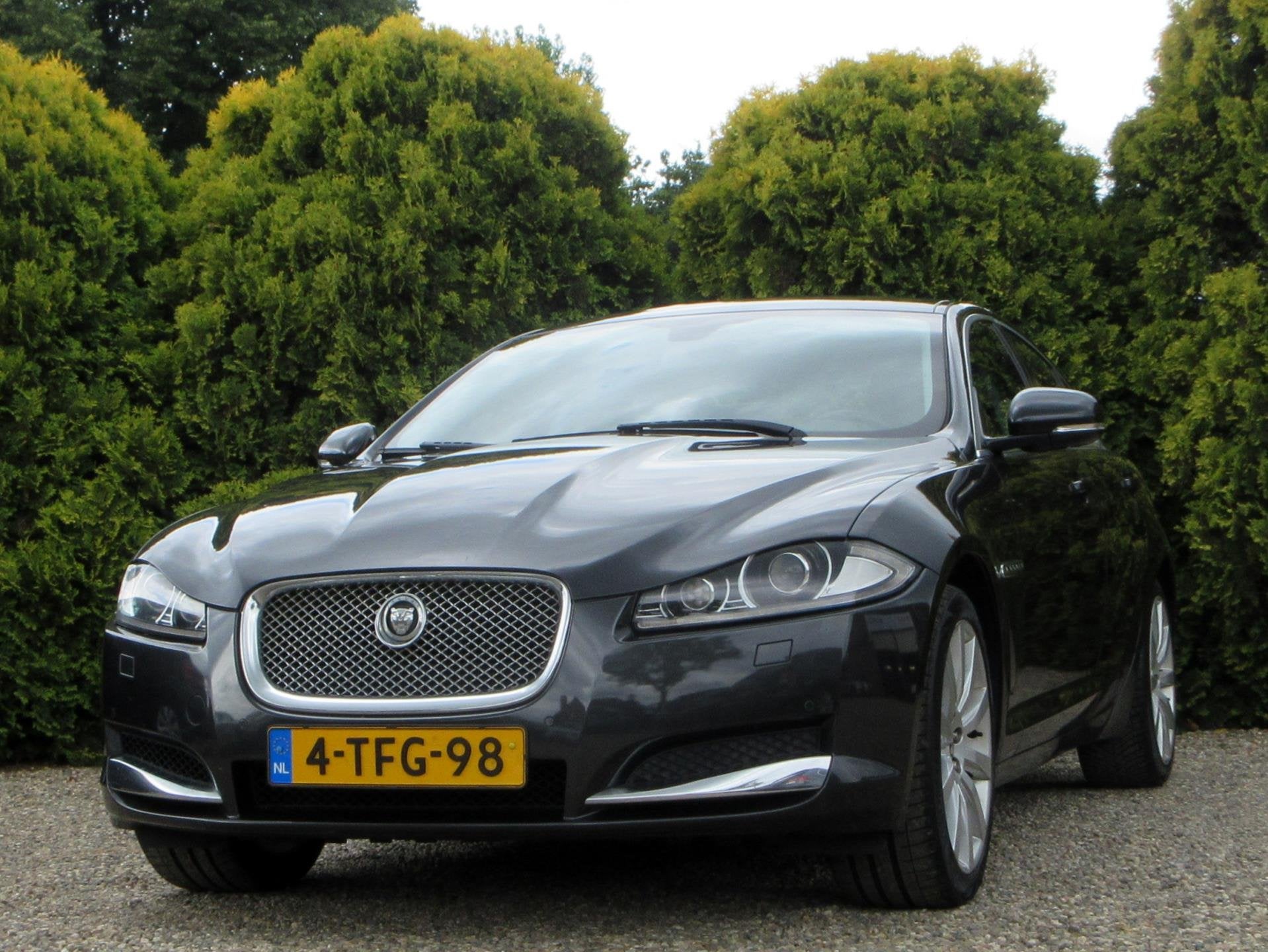 Jaguar XF 2.0 Sport Business Automaat * Leder * Navi *, Automaat, Euro 5, Achterwielaandrijving, Gebruikt