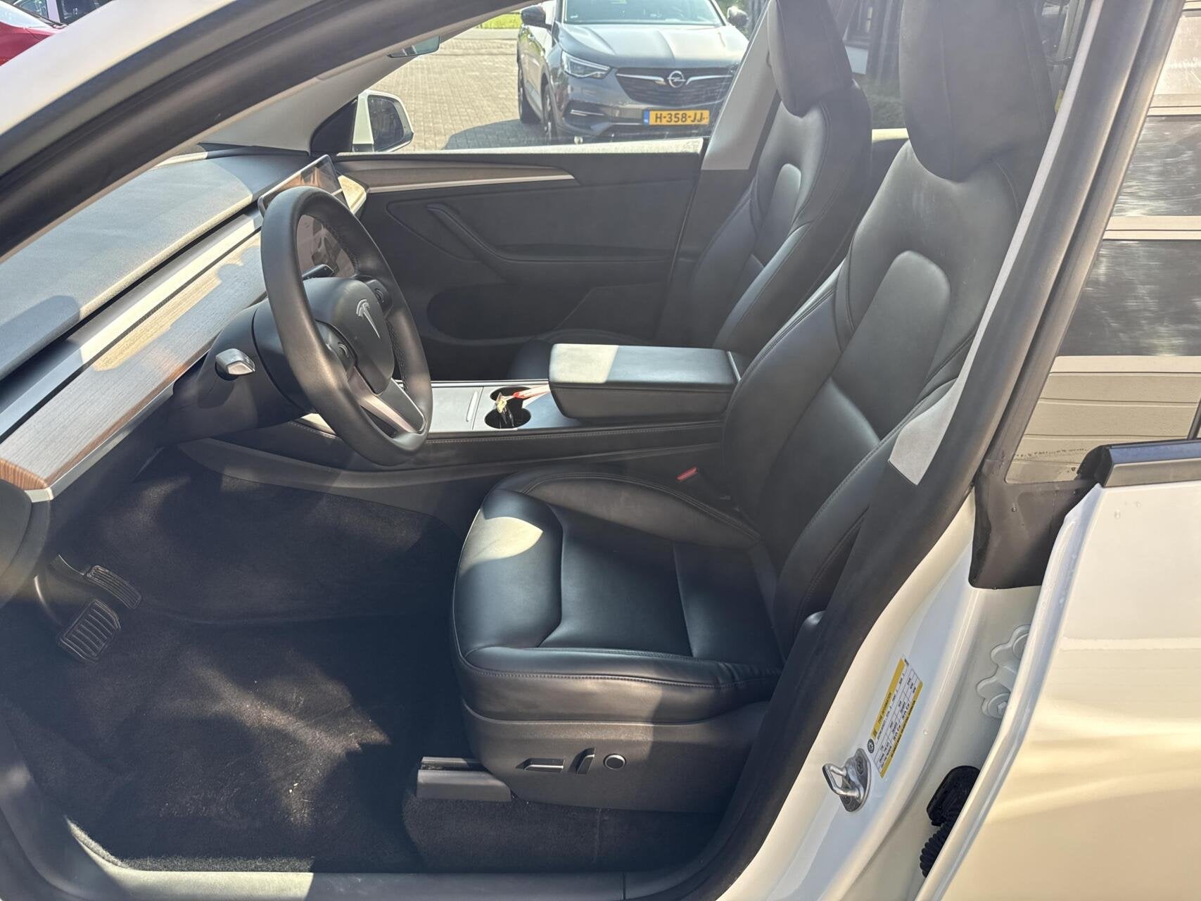 Tesla Model Y RWD 58 kWh SOH 95% LFP/WARMTEPOMP *ALL-IN PRIJ, Auto's, Automaat, Achterwielaandrijving, Gebruikt, Zwart