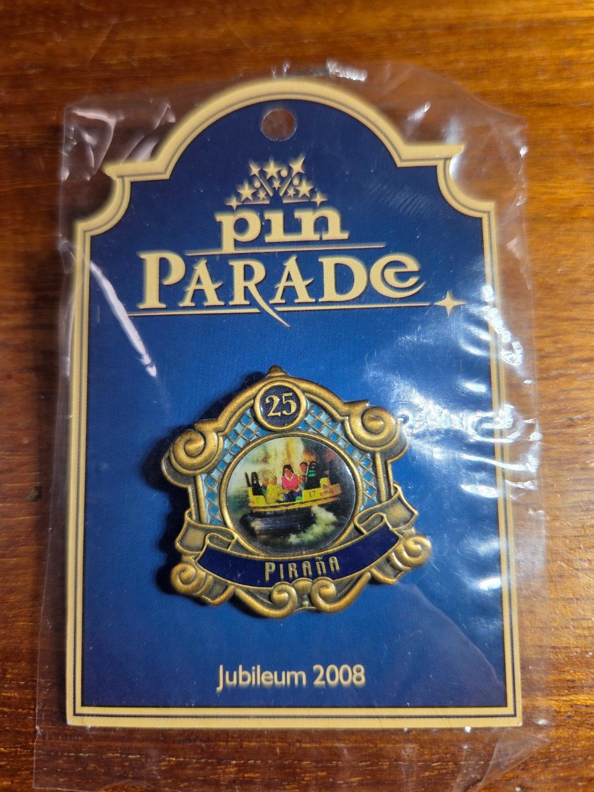 Efteling Piraña Pin Jubileum 2008 - Pin Parade, Verzamelen, Efteling, Ophalen of Verzenden