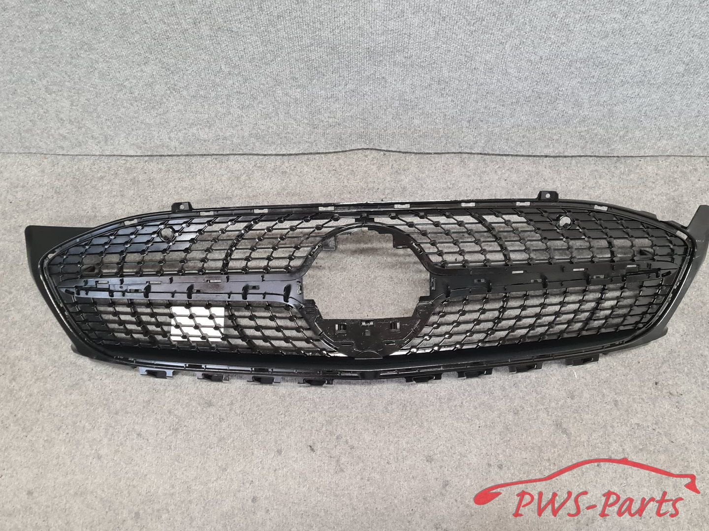 MERCEDES W118 C118 CLA GRILL VOORBUMPER ORIGINEEL, Gebruikt, -, Ophalen of Verzenden, -