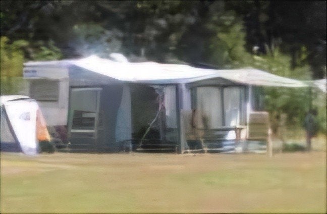 Caravan Dethleffs 460 DB, Vast bed, Rondzit, 750 - 1000 kg, Particulier