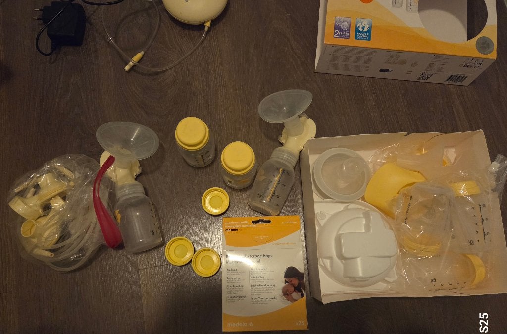 Medela dubbele borstkolf, Ophalen, Gebruikt, Medela, Automatisch