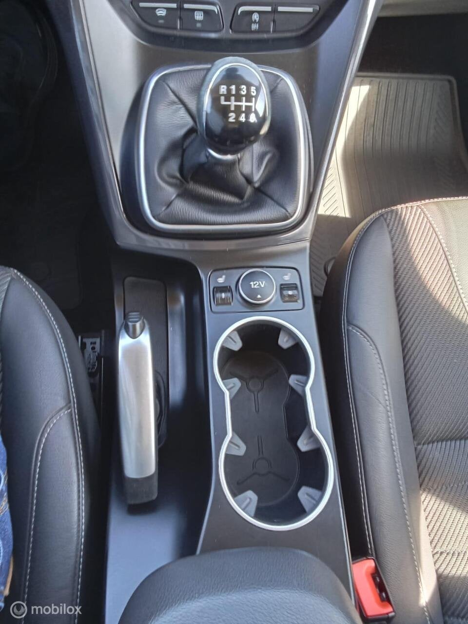 Foto 12 van Ford Kuga 1.5 Titanium Styling Pack/clima/cruis/trekhaak