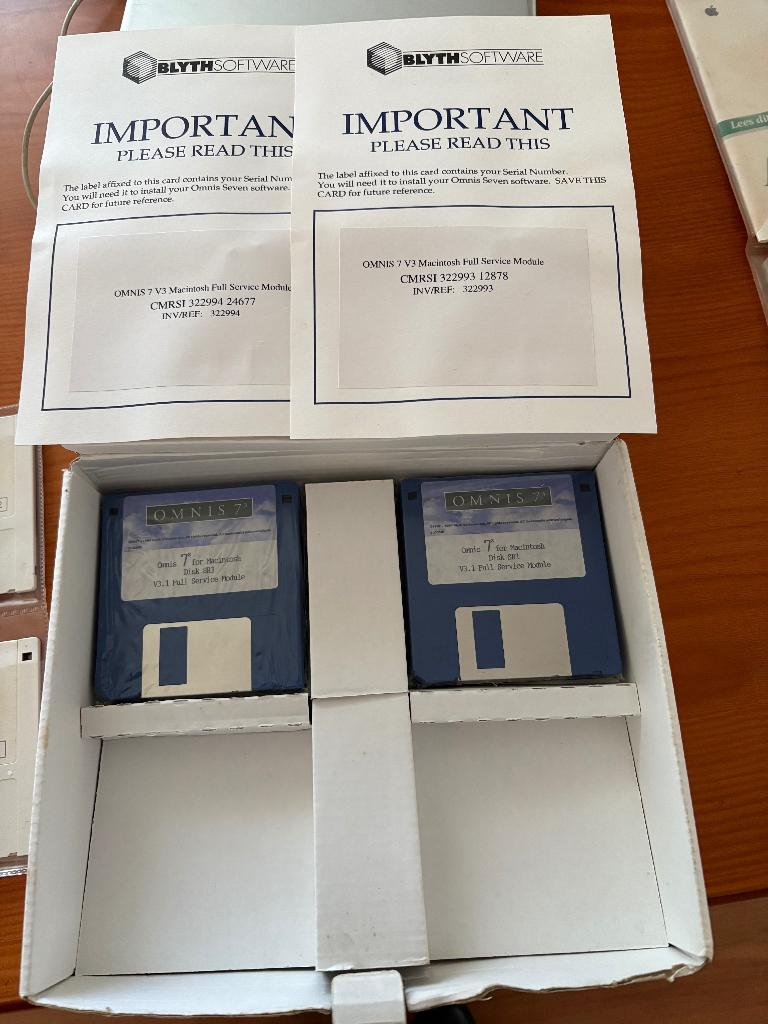Omnis 7 V3.1 voor Macintosh —2 complete sets, Computers en Software, Apple Desktops, Verzenden, Nieuw, IMac, Onbekend