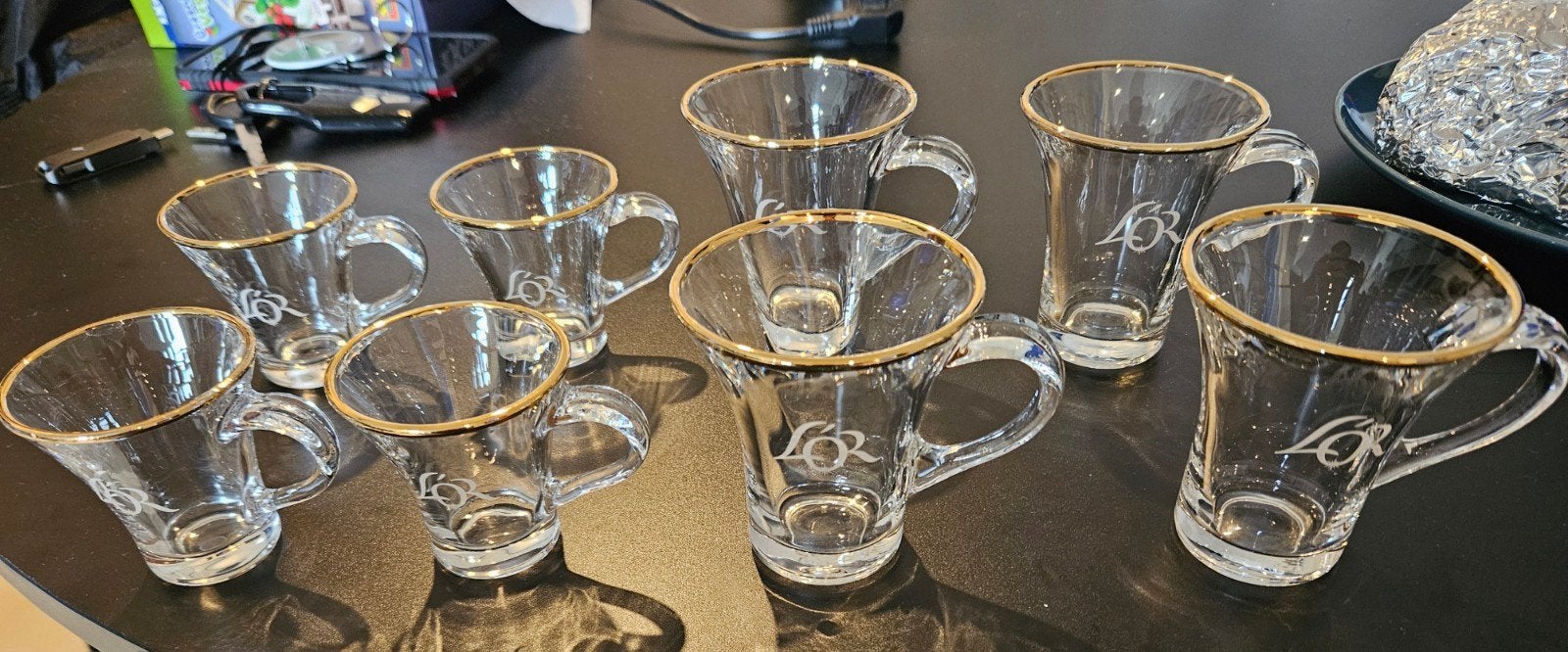 Set van 8 L'OR glazen kopjes met gouden rand, Ophalen, Overige merken, Modern, Kop(pen) en/of Schotel(s)