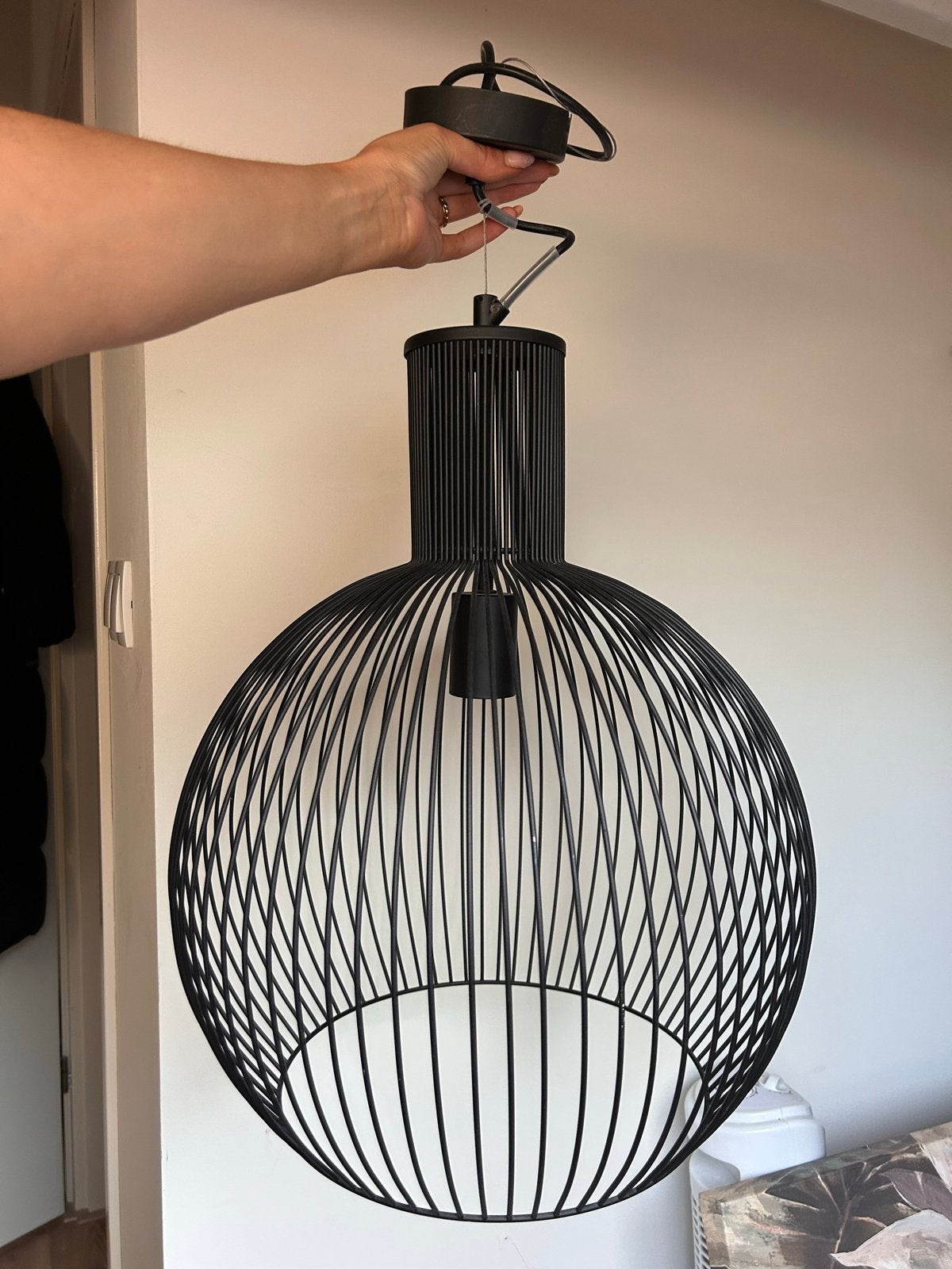 Moderne Zwarte Draadlamp - Hanglamp, Ophalen, Zo goed als nieuw, Metaal, E27 (groot)