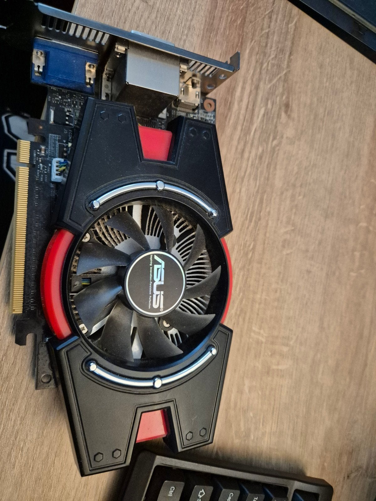ASUS GT640-2GD3 Grafische Kaart - 2GB GDDR3, Computers en Software, PCI-Express 3, Gebruikt, GDDR3, HDMI