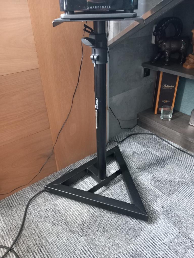 Stands om speakers op te zetten merk vonyx, Audio, Tv en Foto, Luidsprekers, Zo goed als nieuw, 120 watt of meer, Front, Rear of Stereo speakers