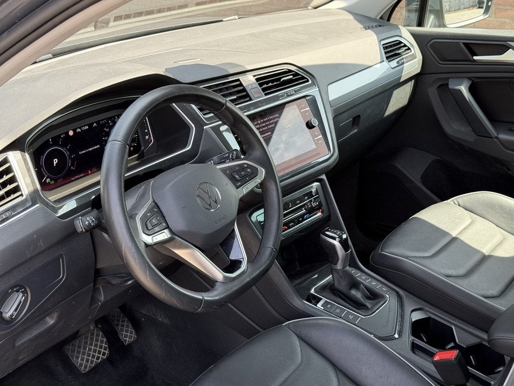 Volkswagen Tiguan 1.4 TSI eHybrid Life | Trekhaak | Leer | C, 4 cilinders, Hybride Elektrisch/Benzine, SUV of Terreinwagen, 750 kg