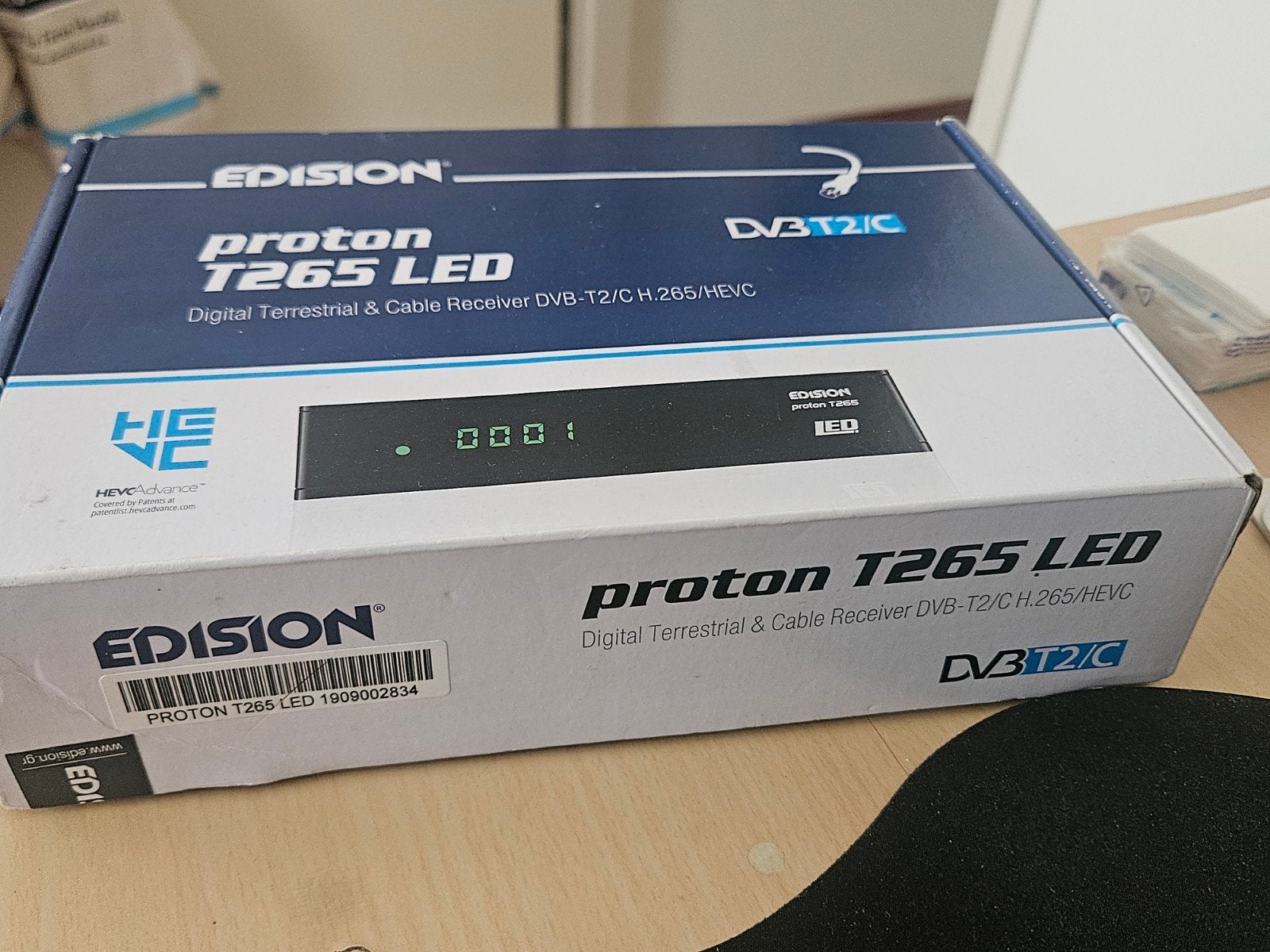 Digitenne Edision DVB T2/C, Ophalen of Verzenden, Zo goed als nieuw, Decoder