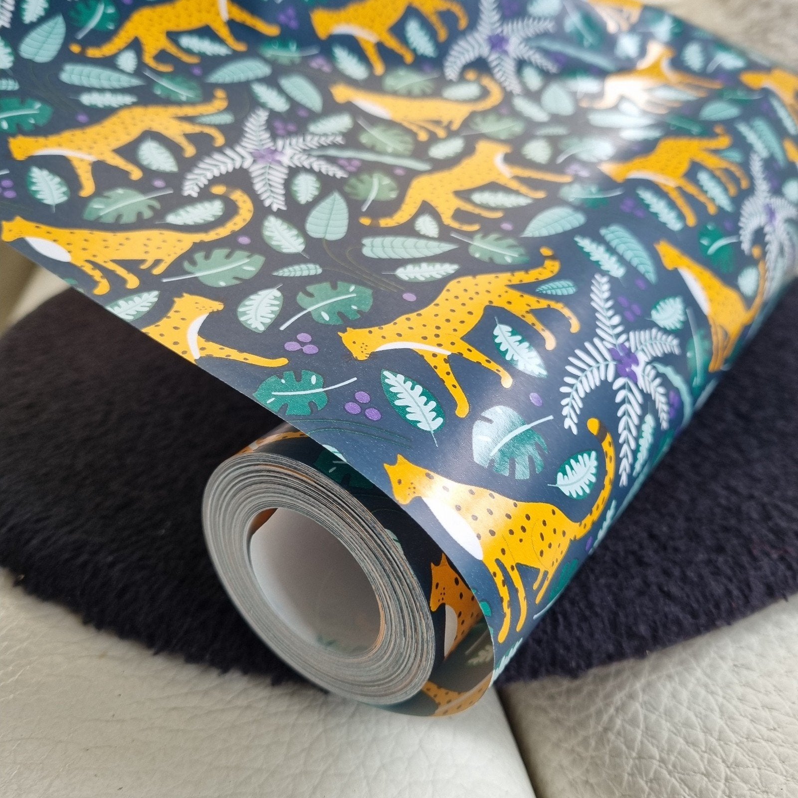 Cadeaupapier toonbankrol inpakpapier luipaard jungle natuur, Diversen, Verzenden, Nieuw, Sqoreboutique@gmail.com, Sqore Boutique