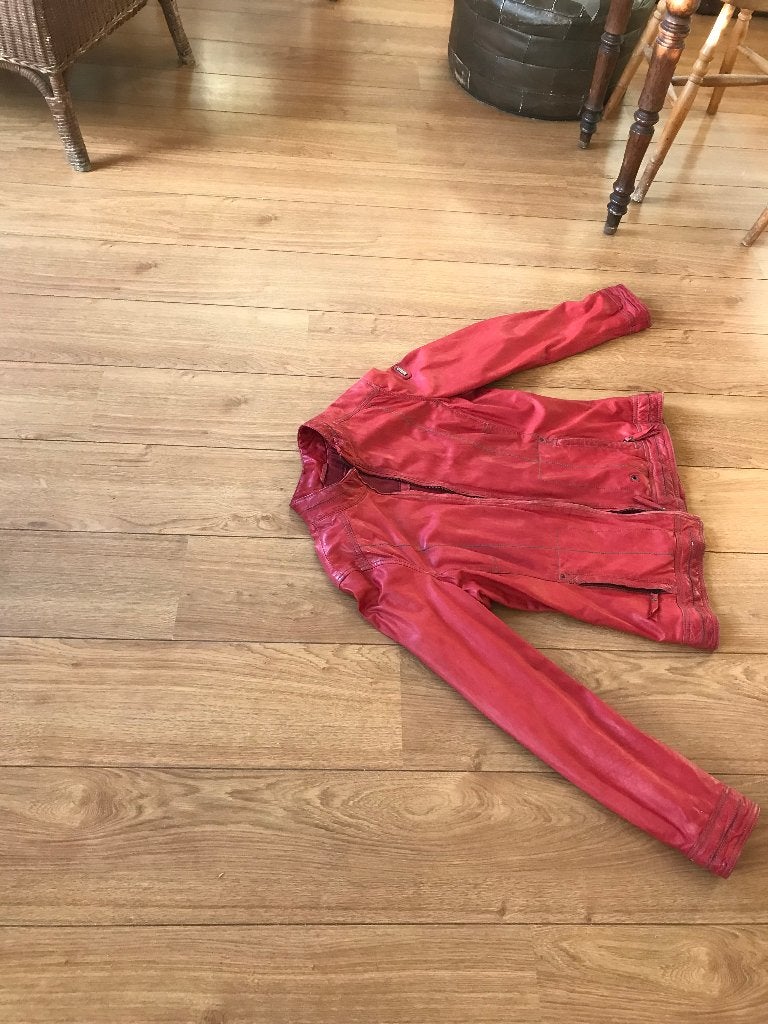 een rood leren jasje, Kleding | Dames, Milestone, Maat 42/44 (L), Ophalen of Verzenden, Zo goed als nieuw
