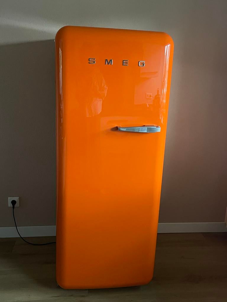 Smeg Koelkast Oranje - Retro Design, 200 liter of meer, 60 cm of meer, Zo goed als nieuw, Met vriesvak