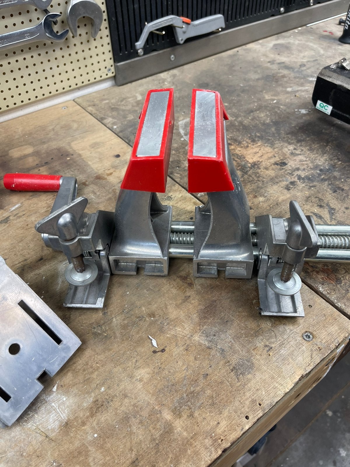 Aluminium tafel bankschroef (110mm), Ophalen, Zo goed als nieuw, Bankschroef