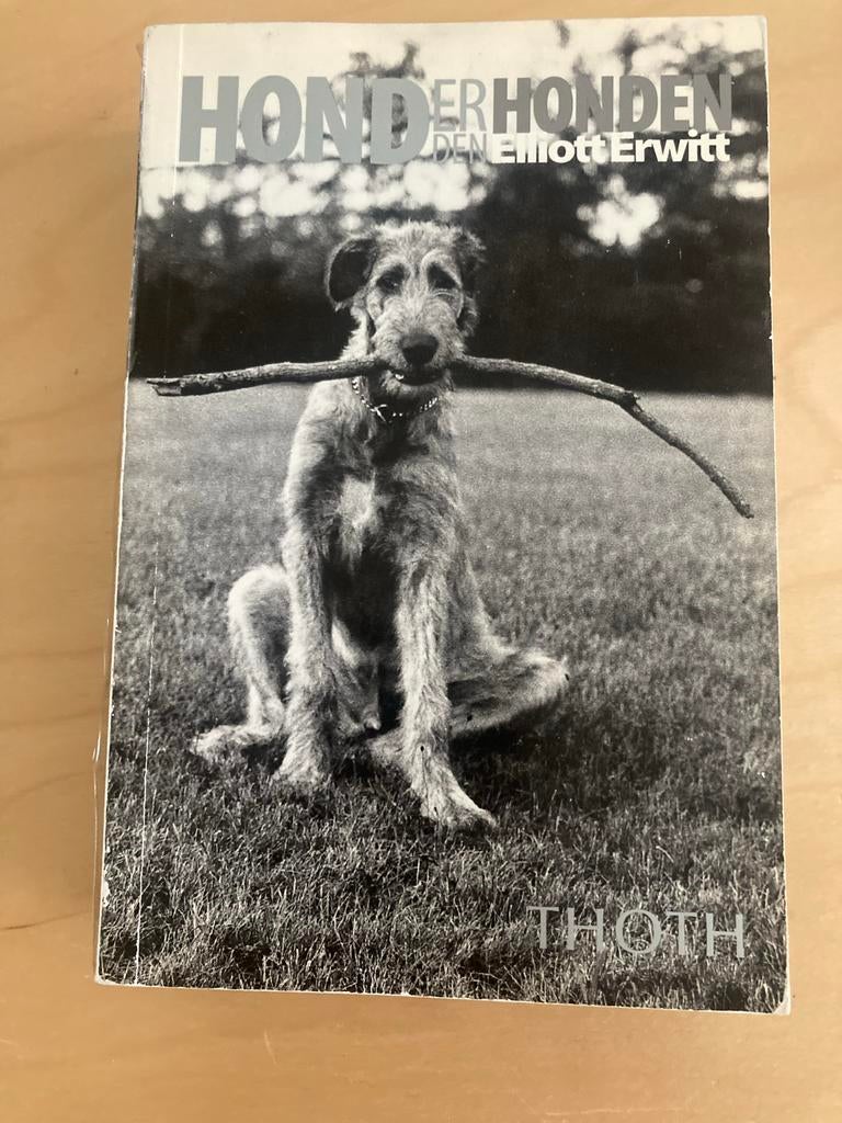 Fotoboek Elliott Erwitt - Honderd-en Honden, Ophalen of Verzenden, Zo goed als nieuw, Elliott Erwitt, Overige onderwerpen